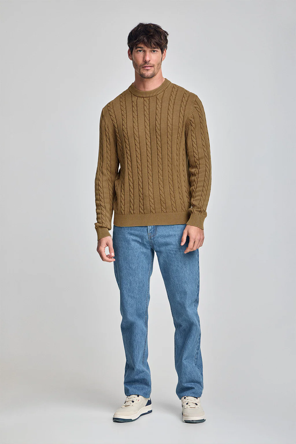 Jersey color camel trenzado garment dye con logo bordado - Image 3
