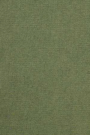 Jersey verde claro de manga corta garment dye con logo bordado - Image 9
