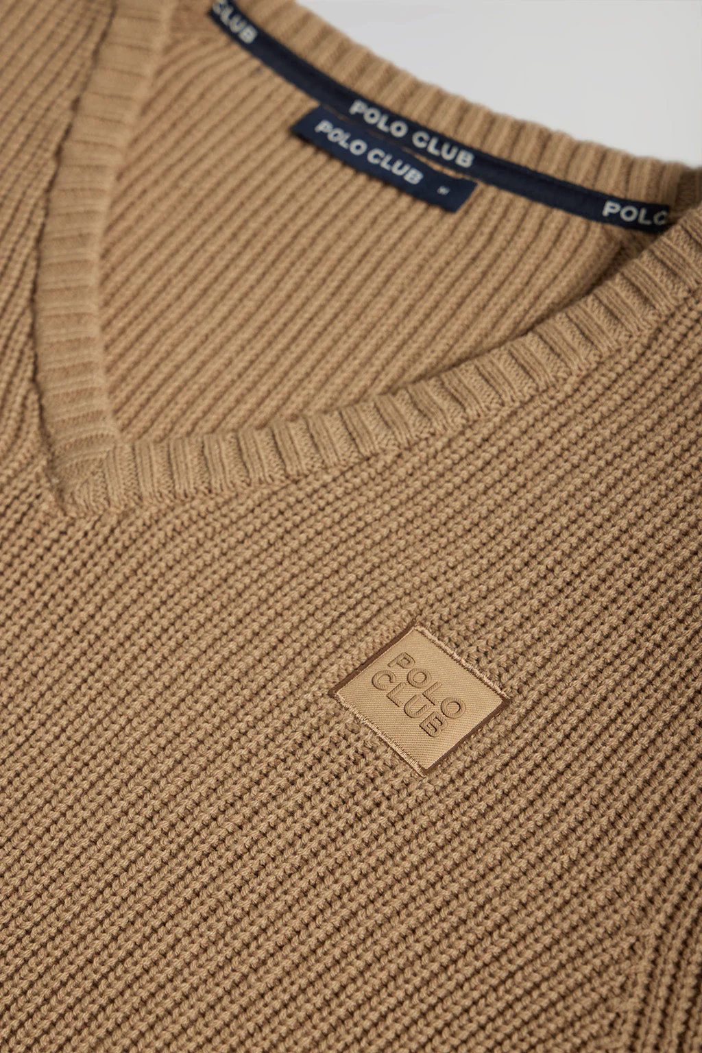 Jersey marrón de punto en galga 9 con detalle Polo Club - Image 8