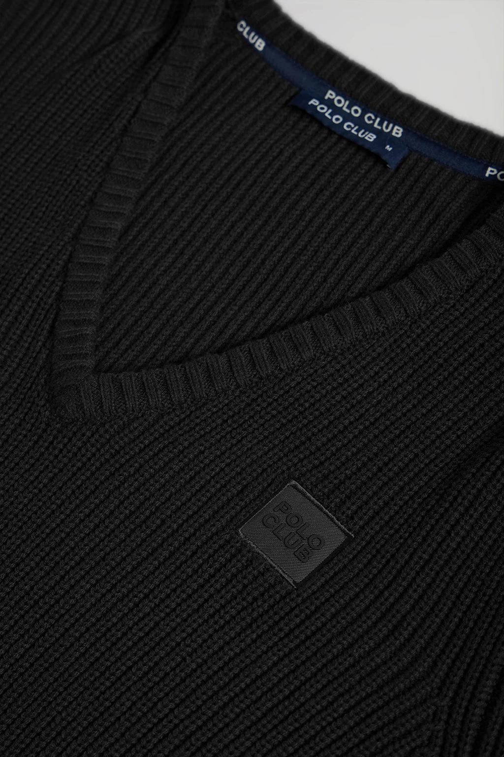 Jersey negro de punto en galga 9 con detalle Polo Club - Image 7