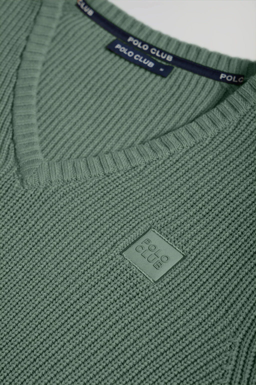 Jersey verde de punto en galga 9 con detalle Polo Club - Image 7