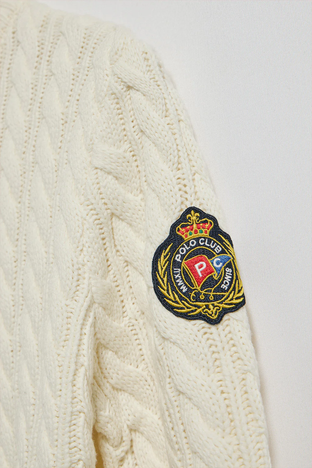 Jersey trenzado beige con parche Nautic - Image 12