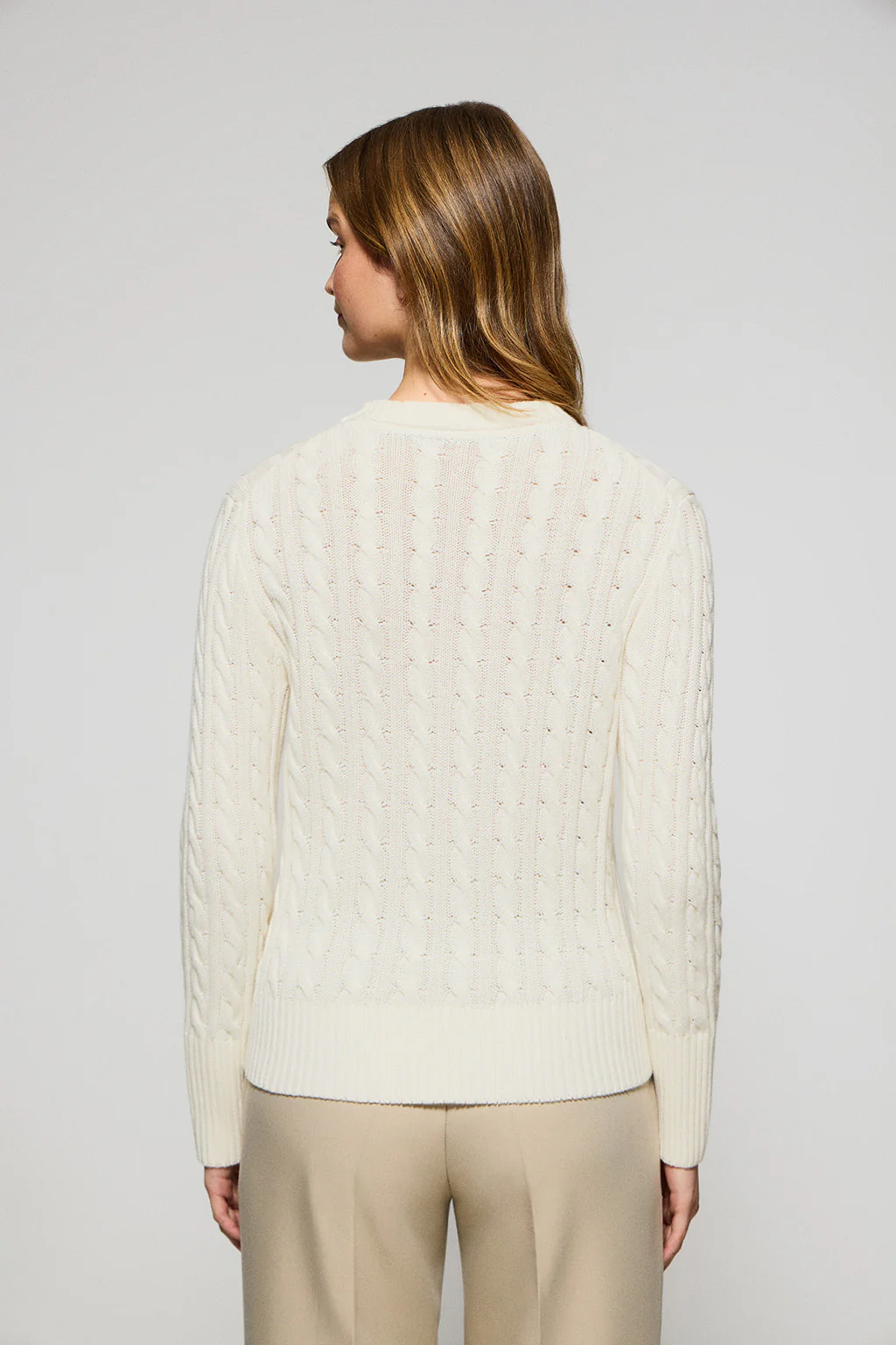 Jersey beige trenzado de cuello redondo y bordado Rigby Go - Image 5