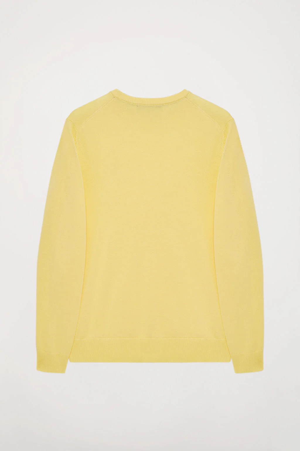 Jersey básico de cuello de pico amarillo suave con logo Rigby Go - Image 10