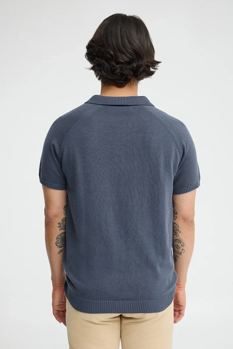 Jersey azul denim de manga corta con cuello polo y logo Rigby Go - Image 5