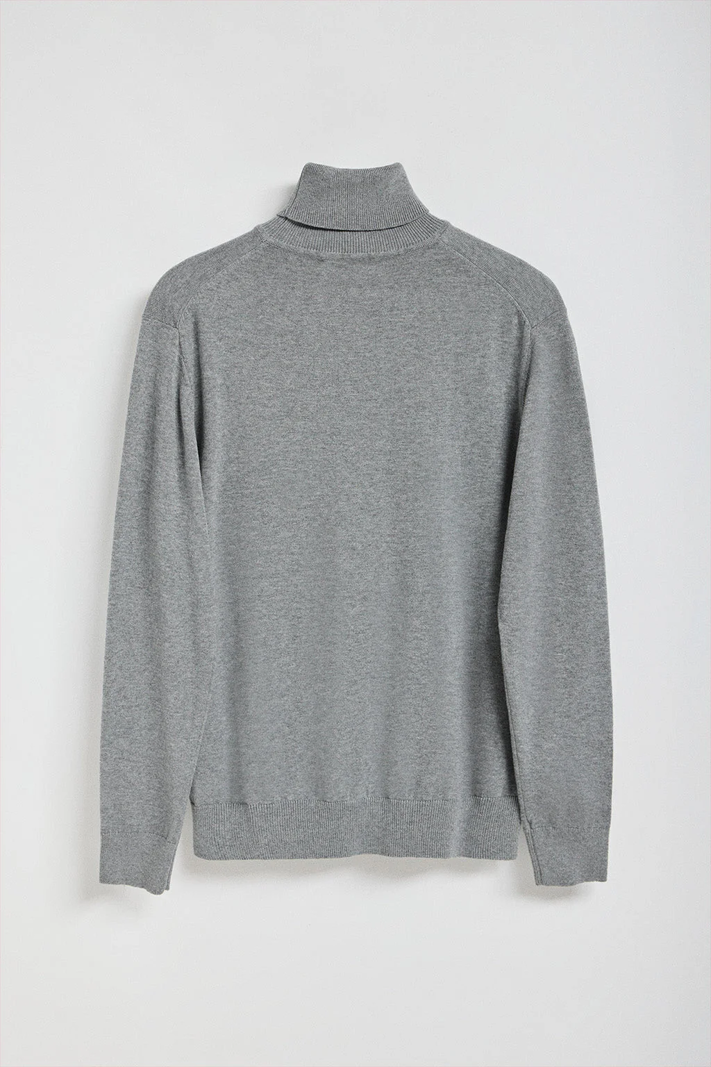 Jersey de punto gris vigoré con cuello elevado y logo bordado Rigby Go - Image 8