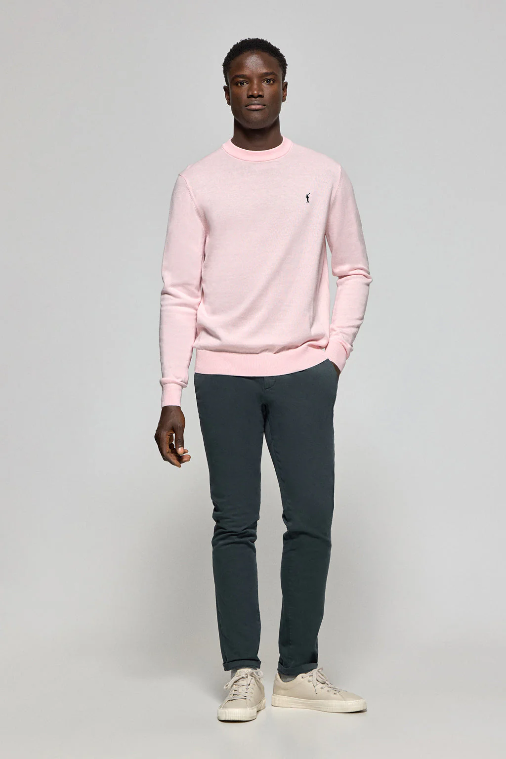 Jersey de punto rosa con cuello redondo y logo bordado Rigby Go - Image 3