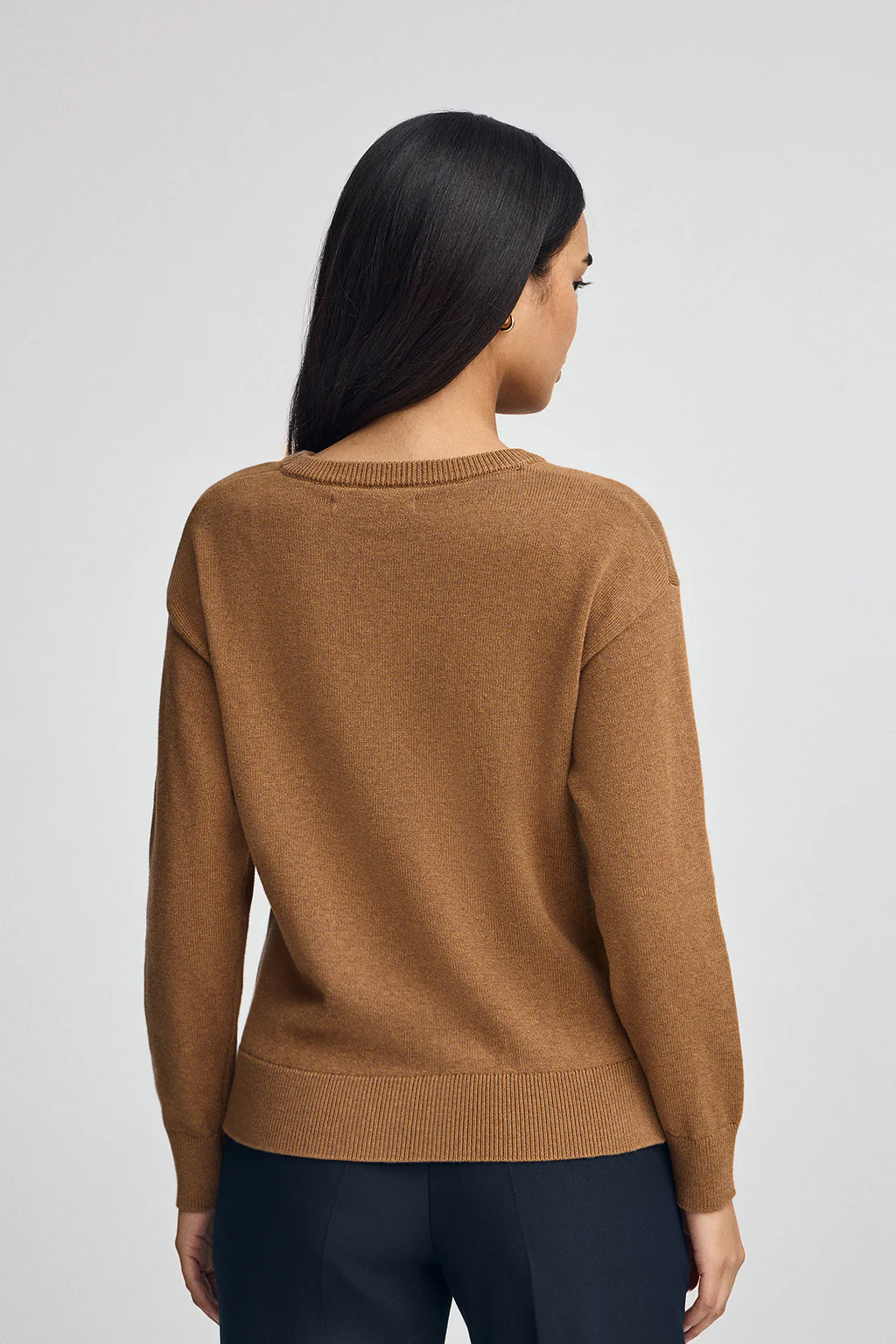 Jersey camel vigoré y cuello redondo en mezcla de lana y bordado Rigby Go - Image 4