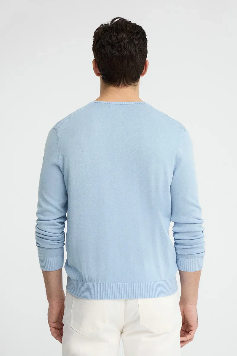 Jersey azul claro de cuello en pico con bordado Rigby Go - Image 5