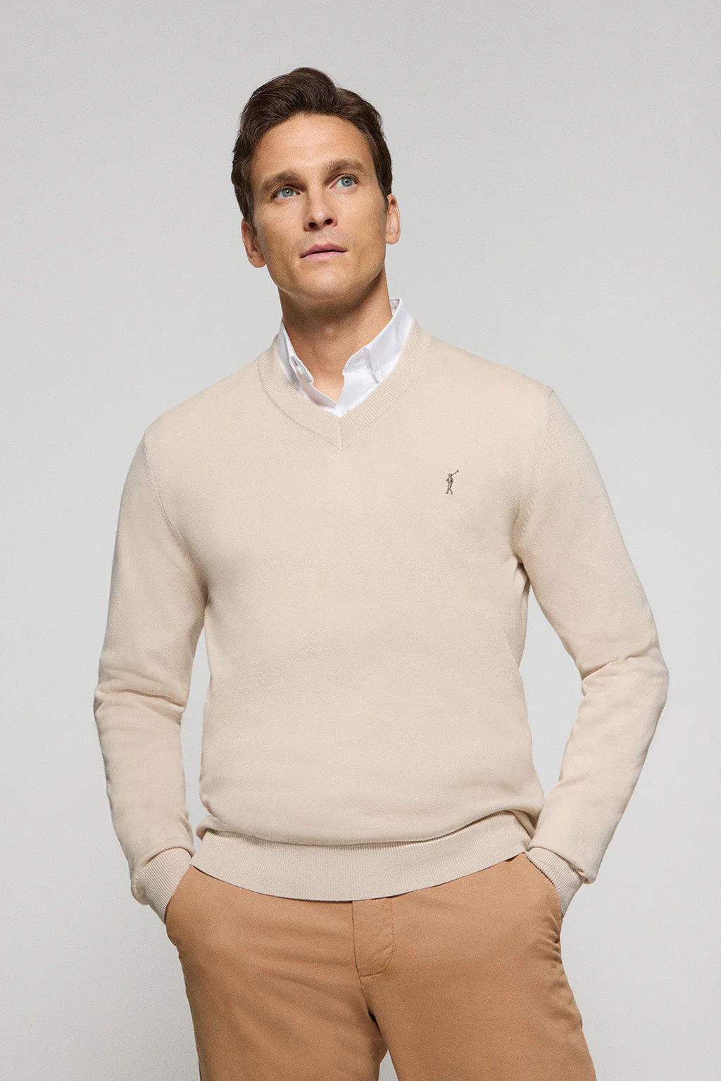 Jersey de punto beige con cuello de pico y bordado Rigby Go - Image 3