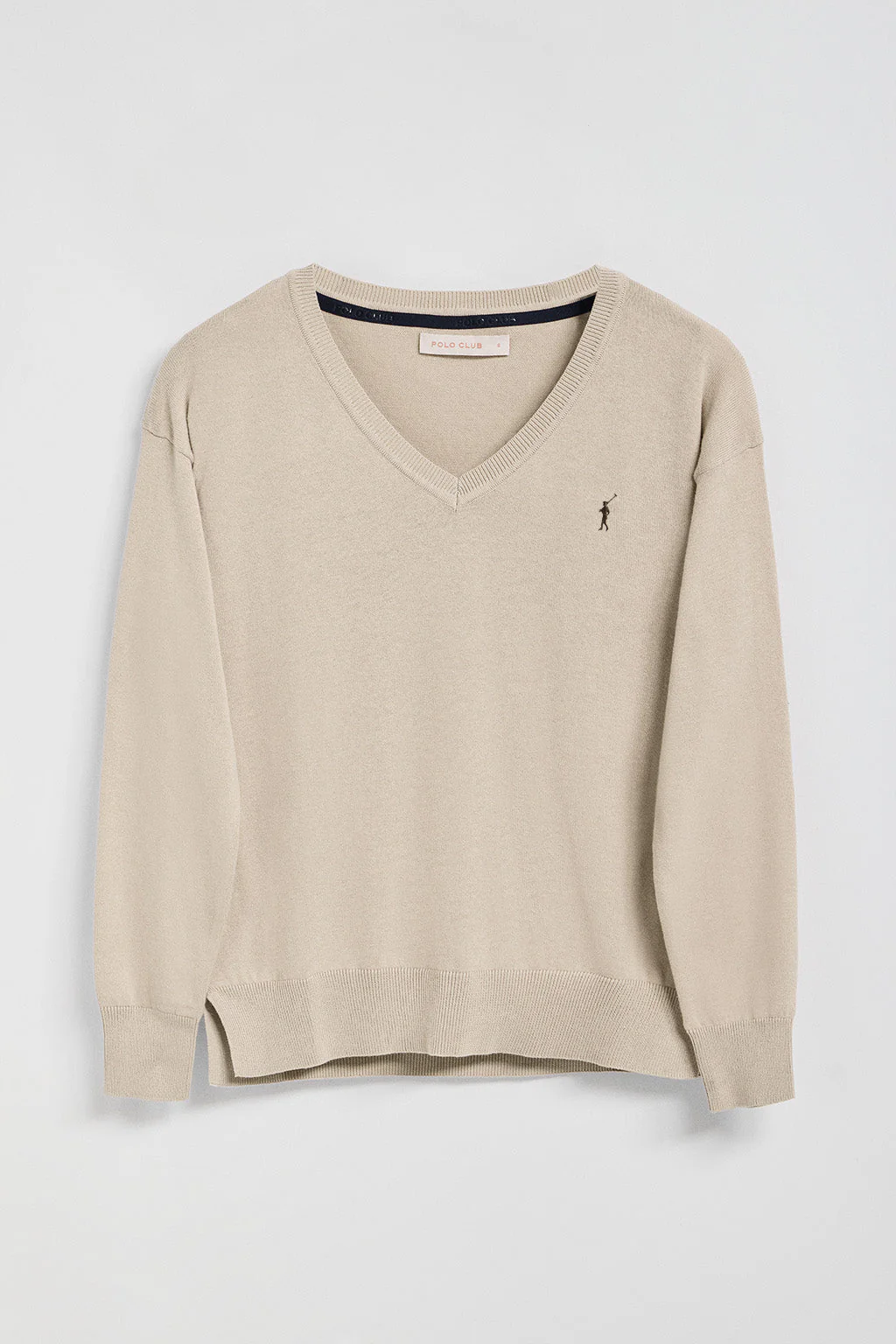 Jersey de punto beige con cuello de pico y logo bordado Rigby Go - Image 5