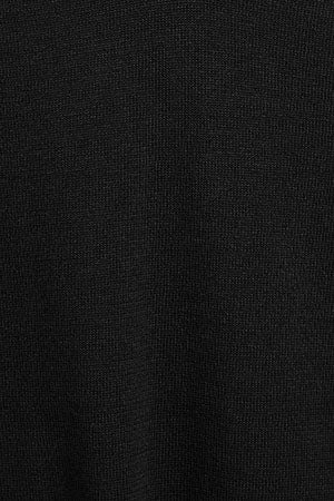 Jersey de punto negro con cuello de pico y logo bordado Rigby Go - Image 9