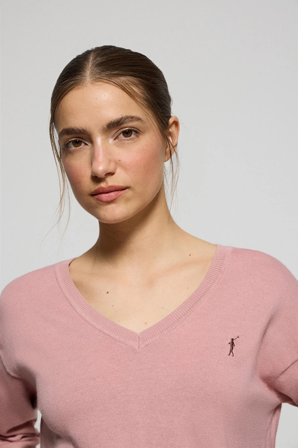 Jersey de punto color rosa con cuello de pico y logo bordado Rigby Go - Image 2