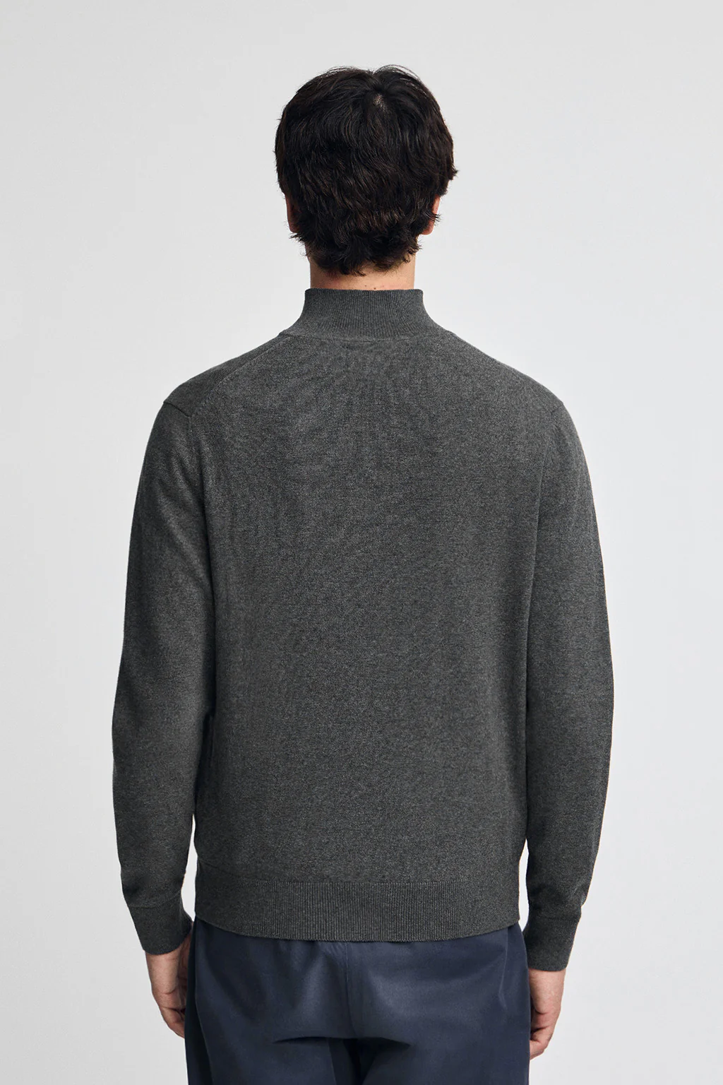 Jersey gris oscuro vigoré de algodón con cuello de media cremallera y bordado Rigby Go - Image 4