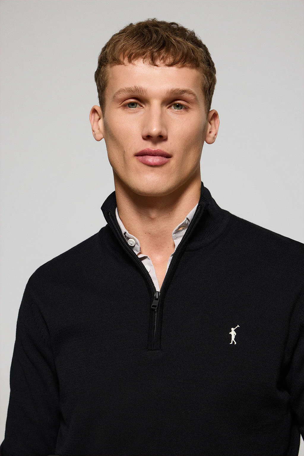 Jersey negro de punto con cremallera y logo bordado Rigby Go - Image 2