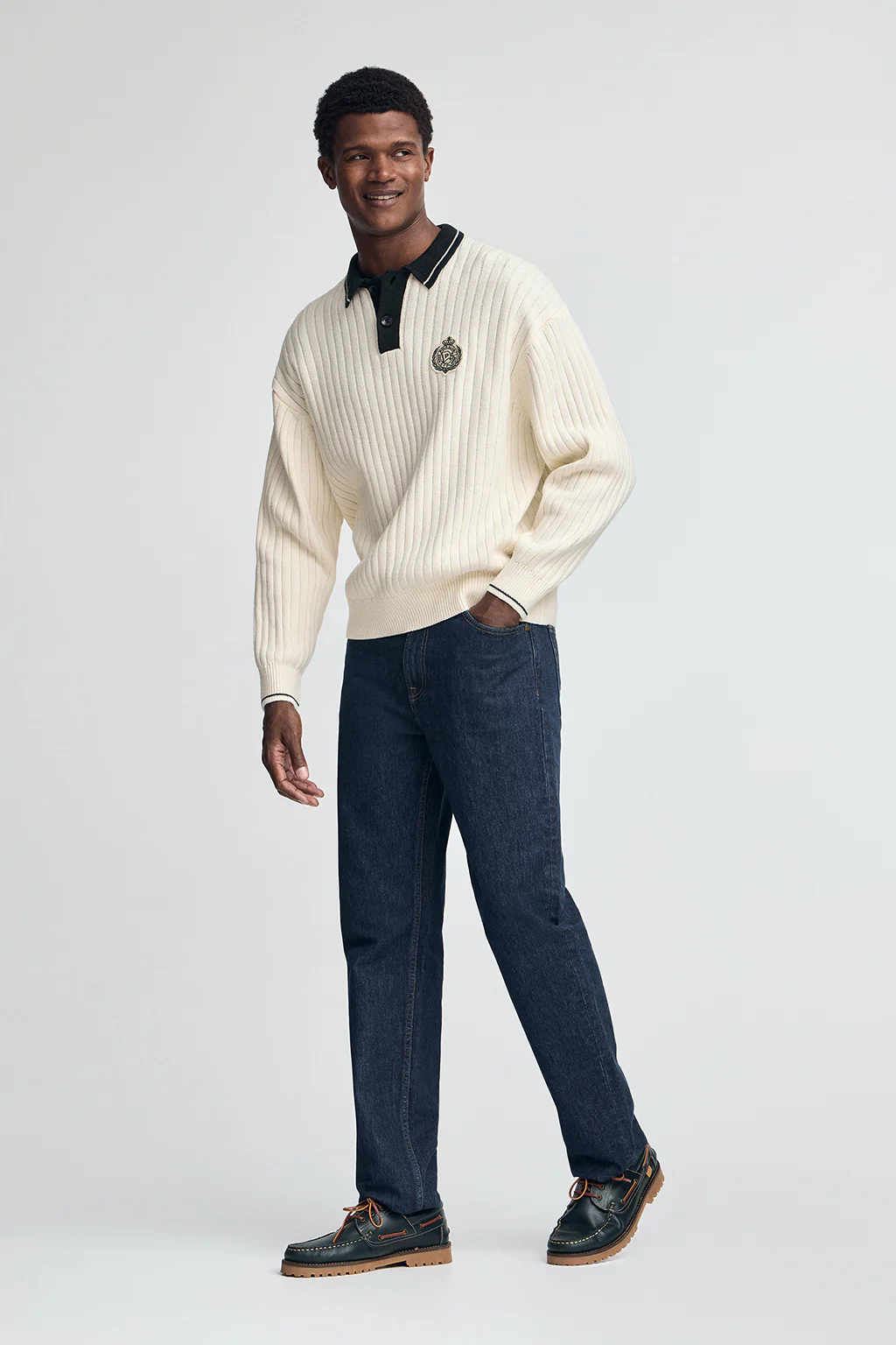 Jersey color crudo y azul marino de cuello polo y parche náutico Polo Club - Image 4