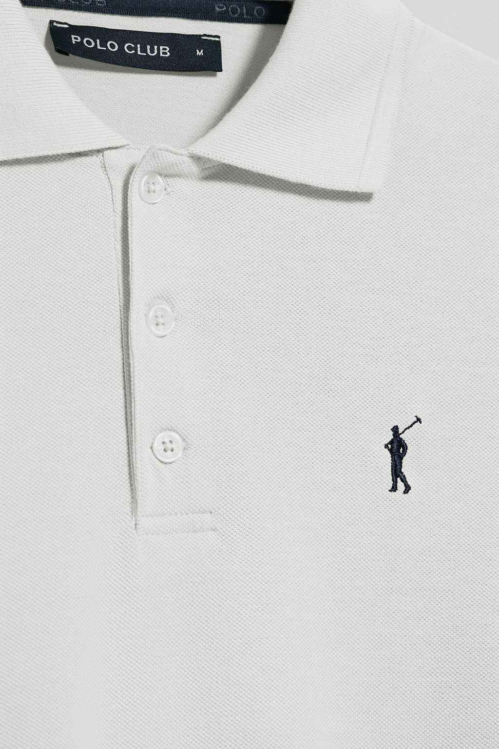 Pack de tres polos de tres botones negro, azul marino y blanco con logo Rigby Go - Image 3