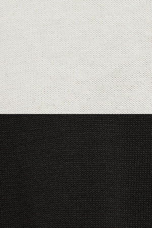 Pack mujer de dos jerséis negro y beige de punto con cuello redondo y bordado Rigby Go - Image 8