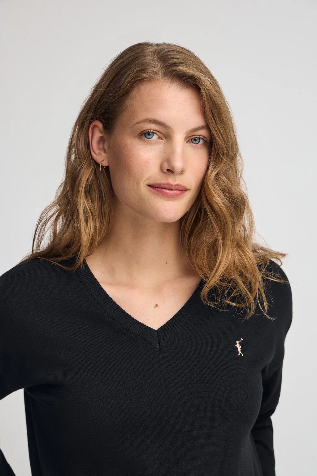 Pack mujer de dos jerseis de punto negro y rosa vigoré de algodón con cuello de pico y bordado Rigby Go - Image 8
