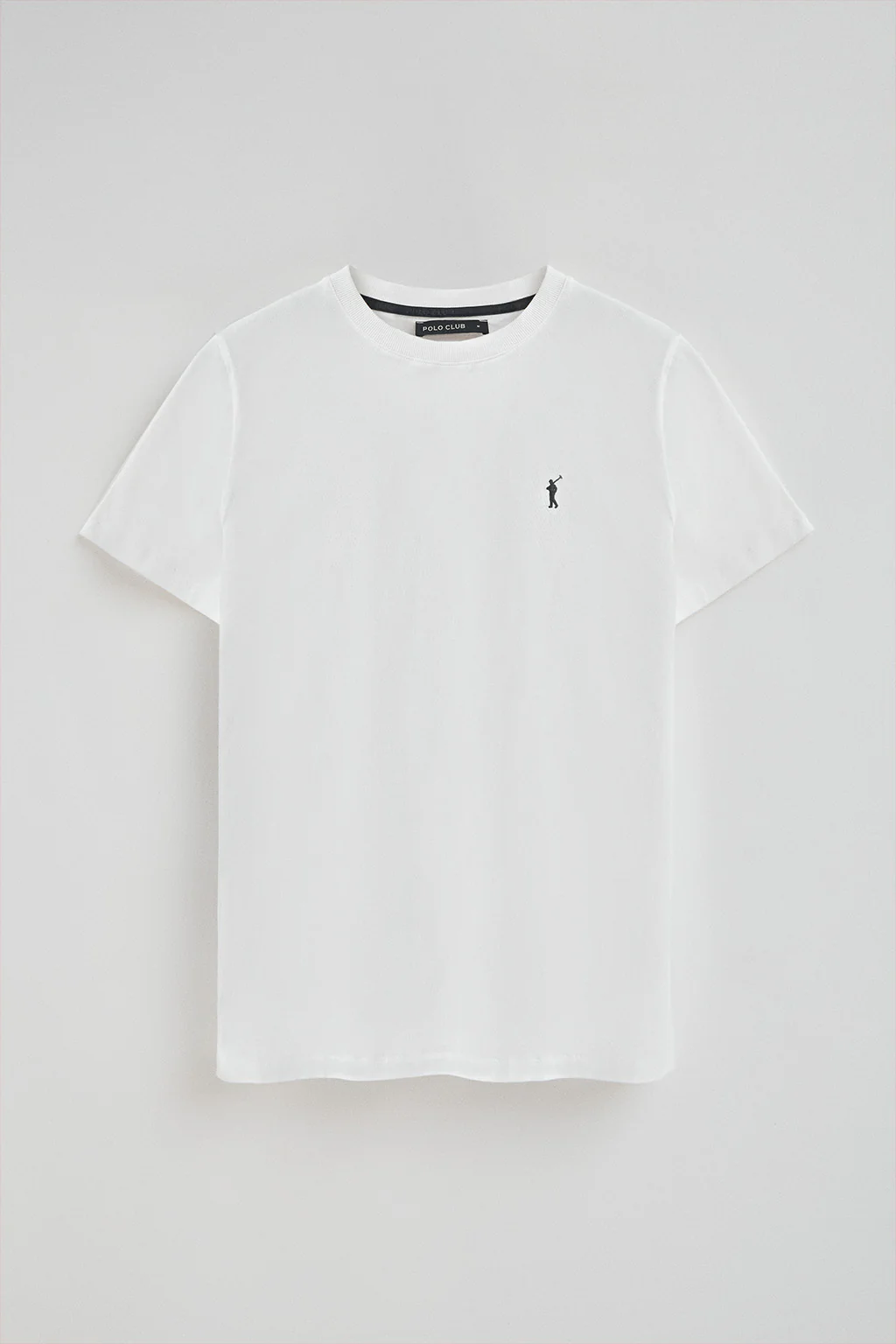 Pack hombre de tres camisetas en blanco, granate y negro con cuello redondo y bordado Rigby Go - Image 5