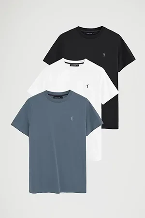 Pack hombre de tres camisetas negra, azul denim y blanca de manga corta y bordado Rigby Go - Image 11