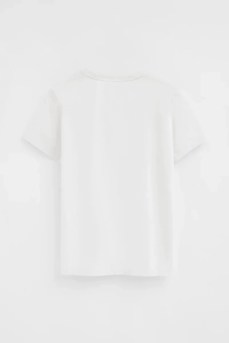 Pack mujer de tres camisetas negra, azul marino y blanca de manga corta y cuello redondo con bordado Rigby Go - Image 7