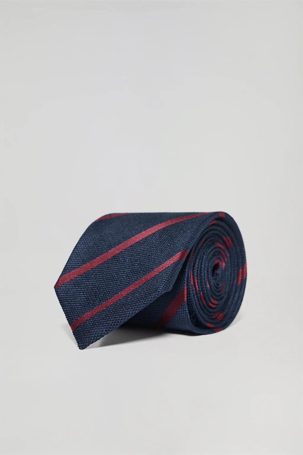 Pack de corbata y pañuelo de seda con detalle bordado Polo Club - Image 4