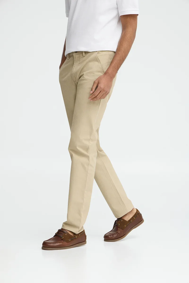 Pantalón chino color crema slim con logo Polo Club - Image 4