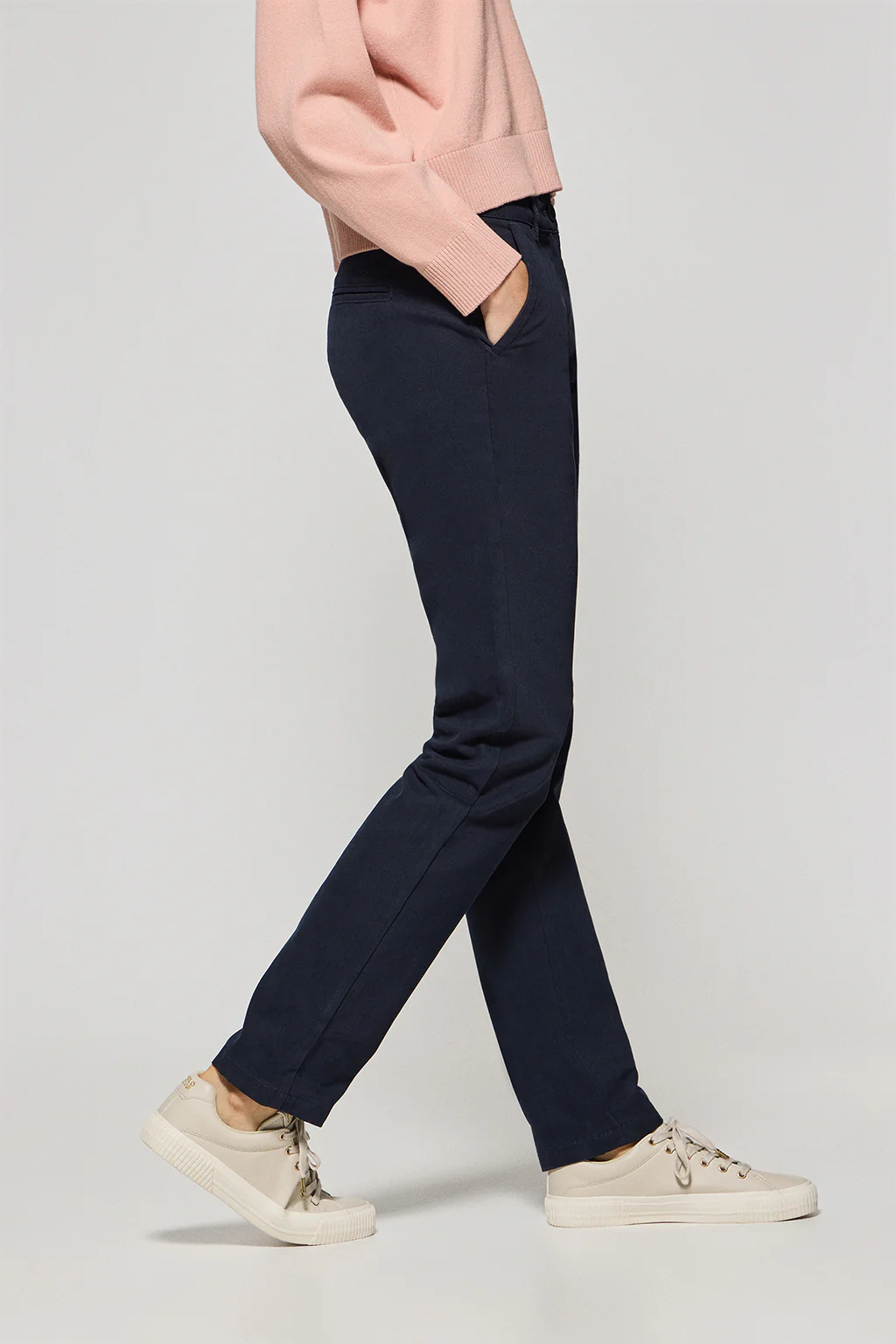 Pantalón chino May azul marino con bordado en bolsillo minimal Polo Club - Image 4