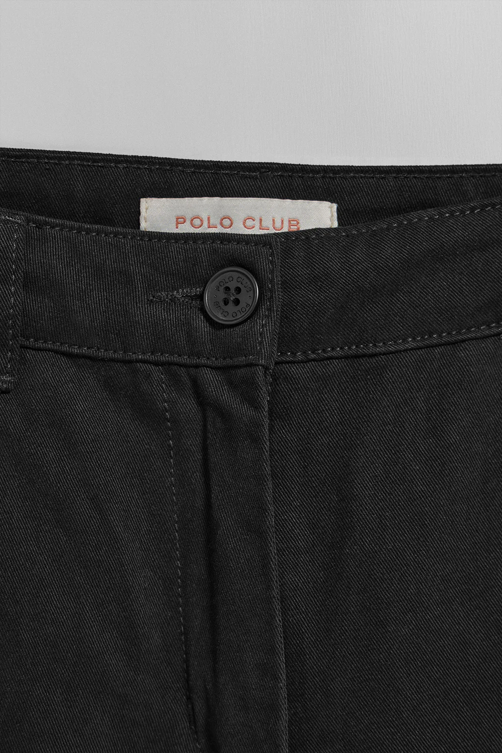 Pantalón chino May negro con bordado en bolsillo minimal Polo Club - Image 7