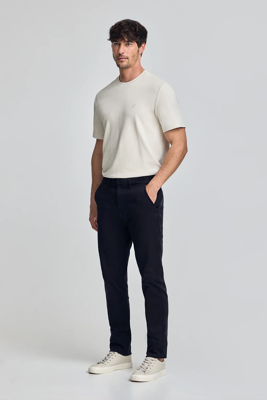 Pantalón chino Slim Moore azul marino