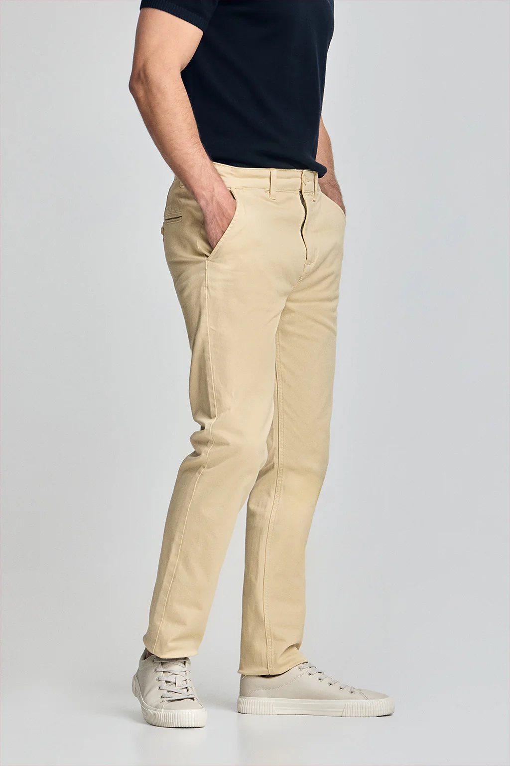 Pantalón chino Slim Moore color marfil - Image 3