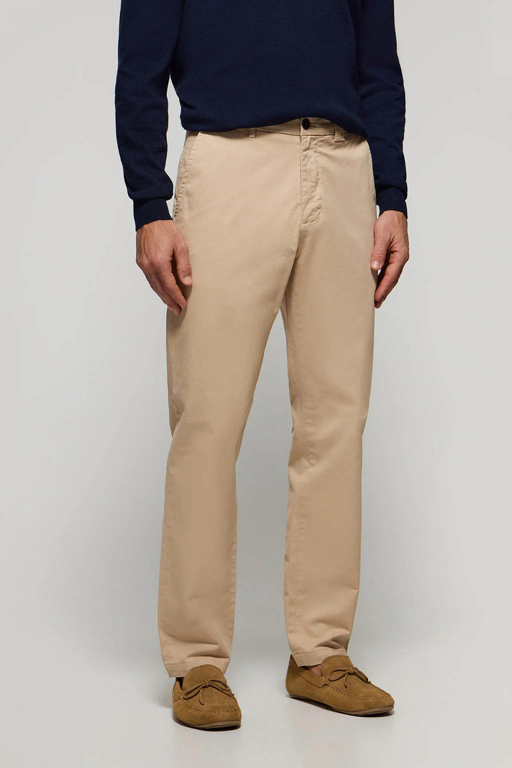 Pantalón chino beige regular fit con detalles Polo Club - Image 4