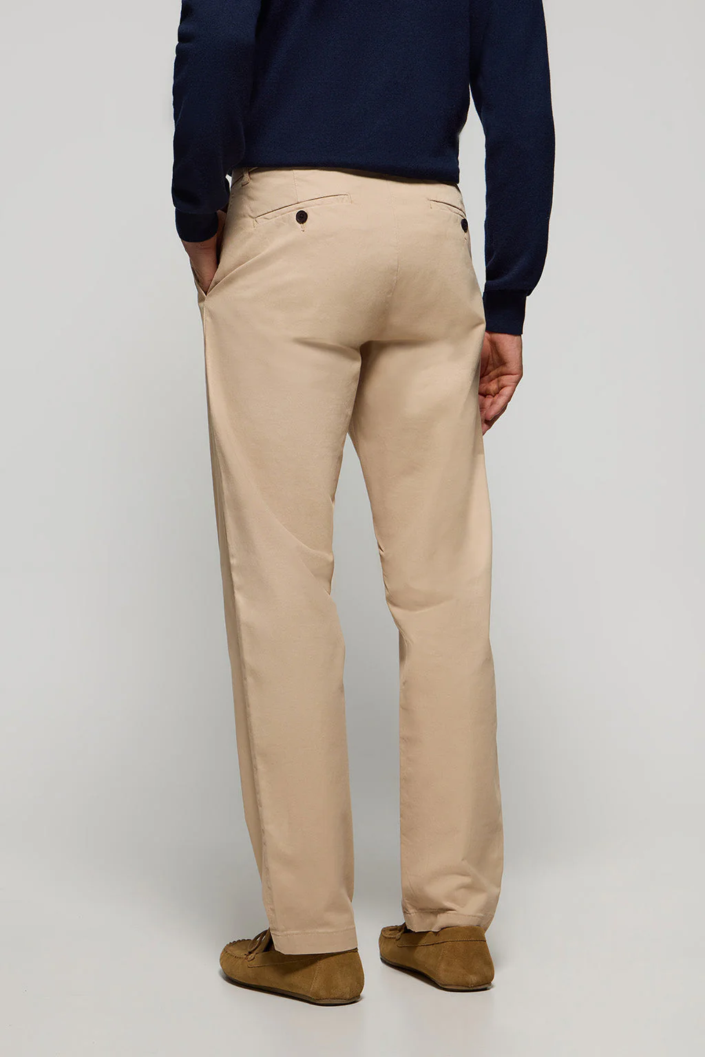 Pantalón chino beige regular fit con detalles Polo Club - Image 6