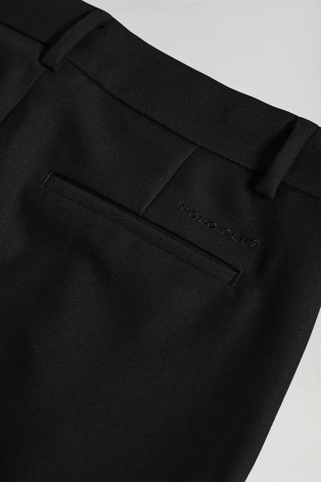 Pantalón ancho de vestir negro con detalles Polo Club - Image 8