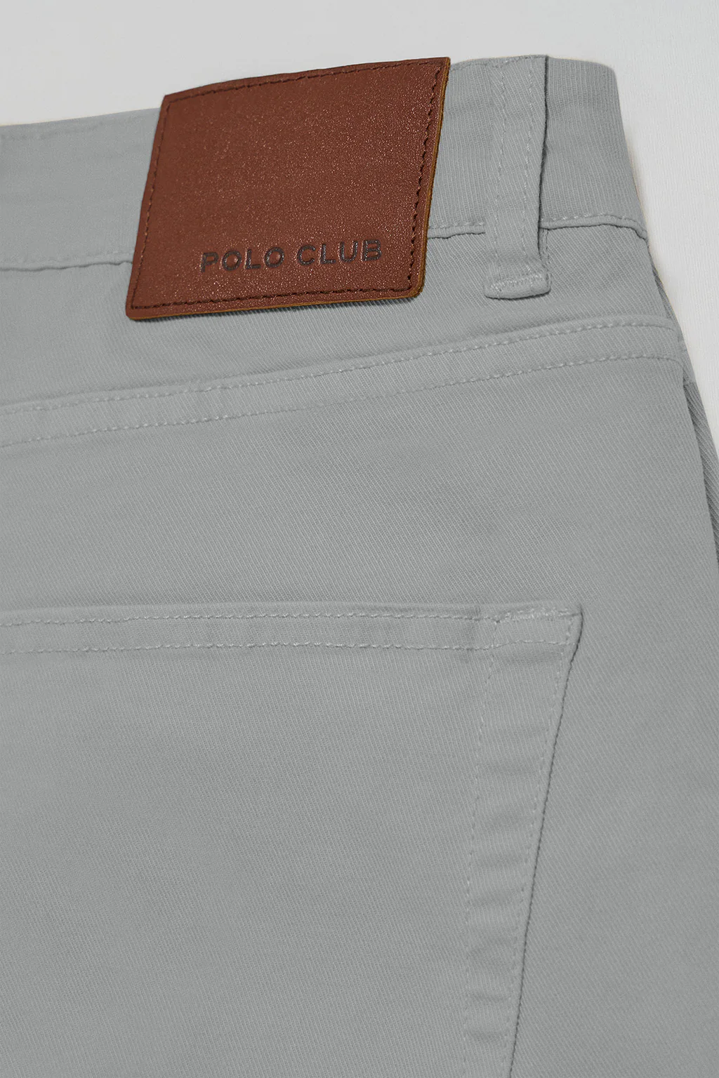 Pantalón Slim Voss en gris con cinco bolsillos - Image 9