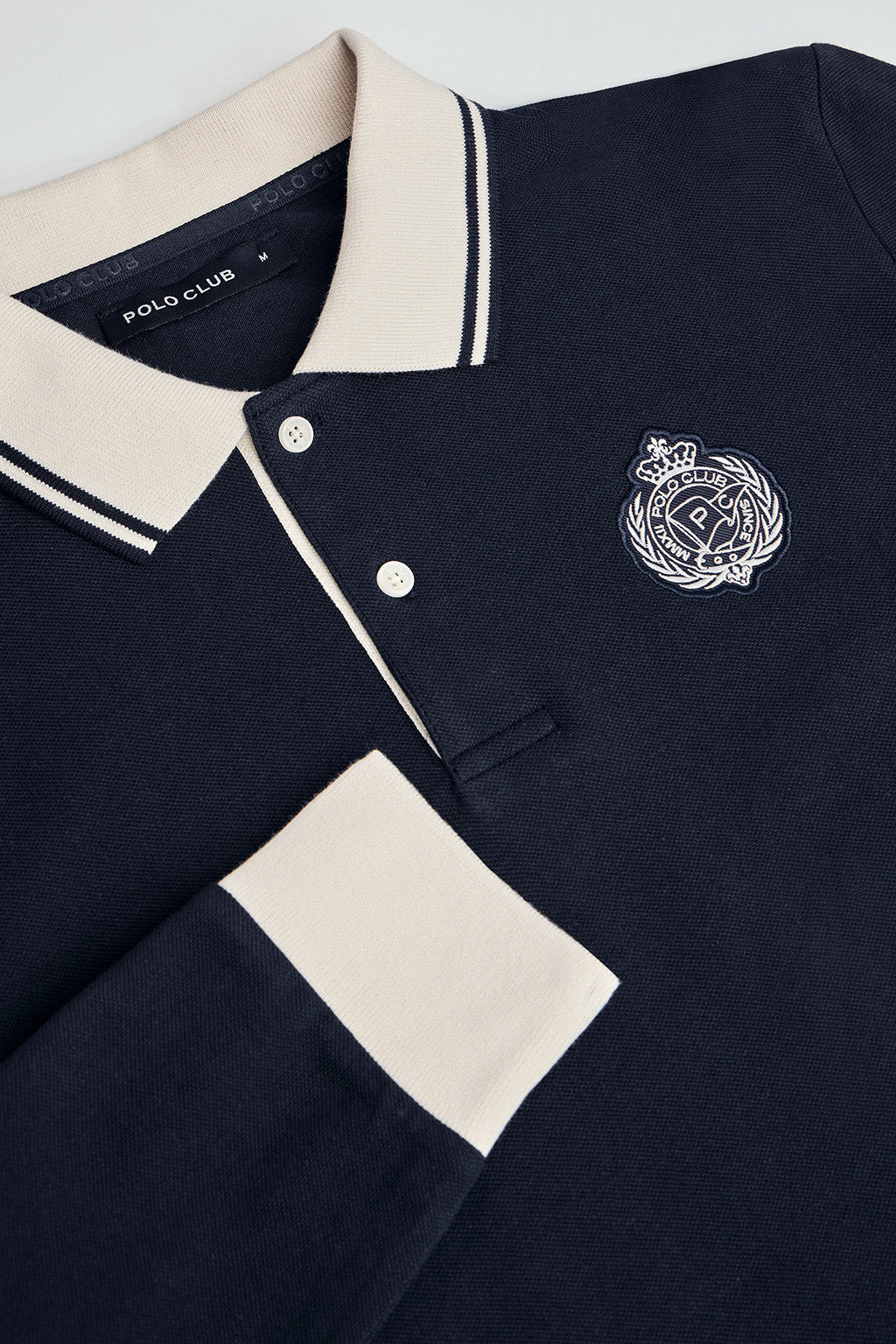Polo azul marino de manga larga Anchor con detalle náutico - Image 7