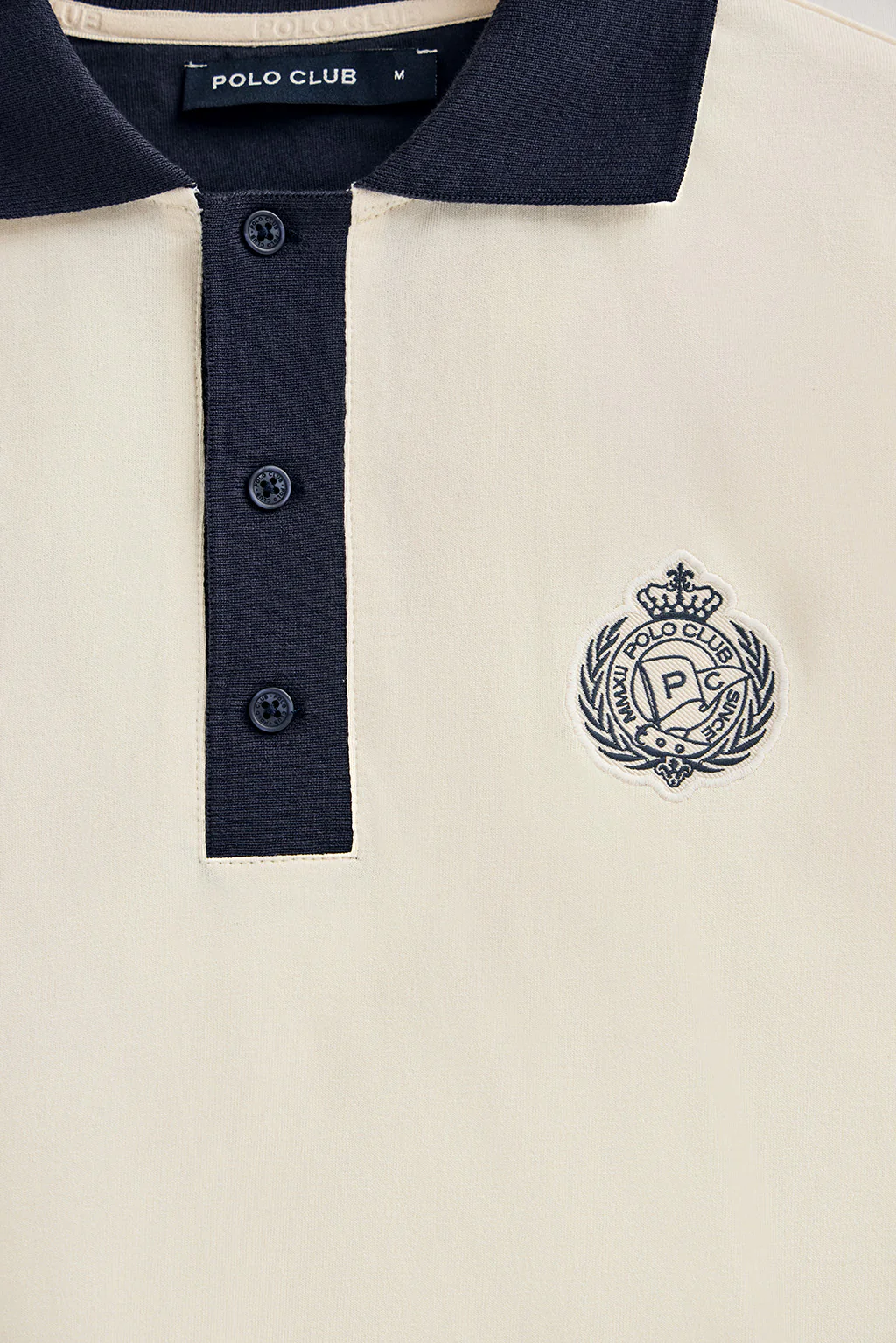 Polo color crudo Morfeo de manga corta con detalle náutico - Image 7