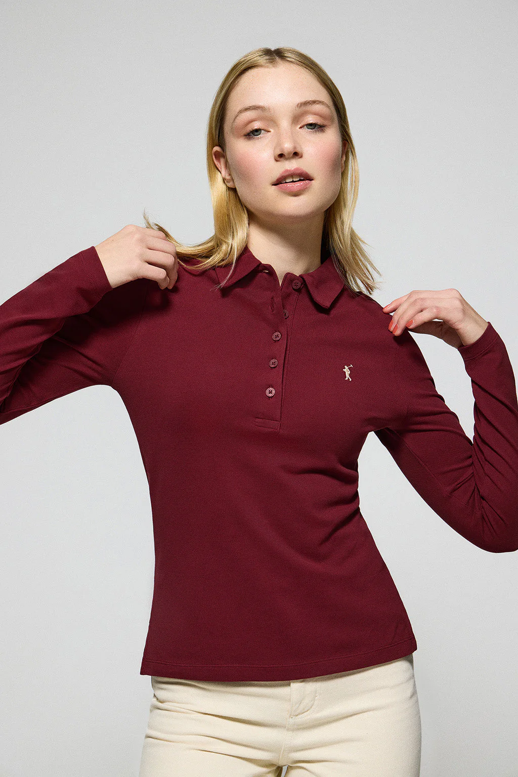 Polo Priyanka granate de cinco botones con bordado Rigby Go