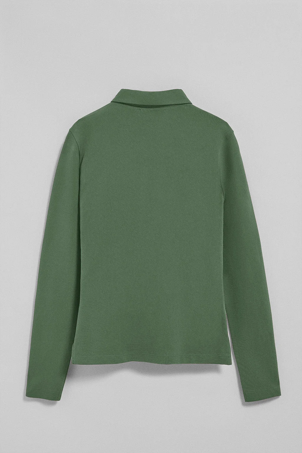 Polo Priyanka color verde lodo de cinco botones con bordado Rigby Go - Image 7