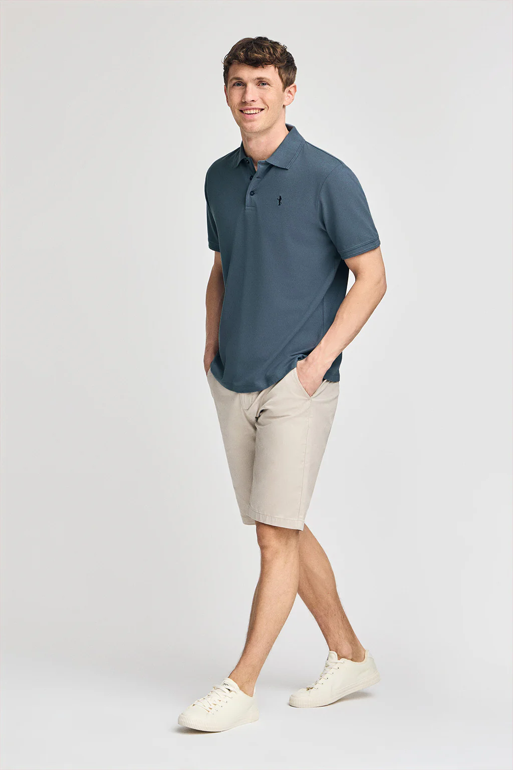 Polo azul denim de piqué de manga corta y bordado Rigby Best - Image 4