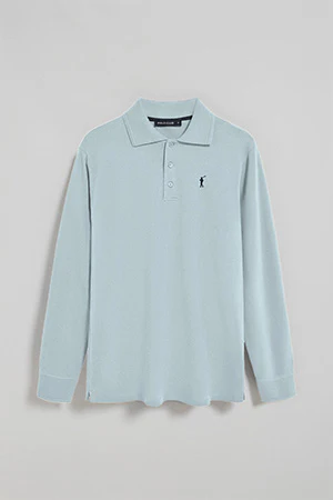 Polo de manga larga de tres botones en azul claro con logo Rigby Go - Image 9
