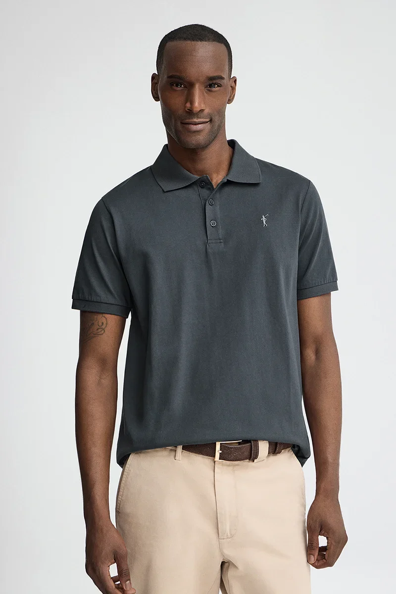 Polo gris piedra de corte regular en tejido de camiseta con bordado Rigby Go