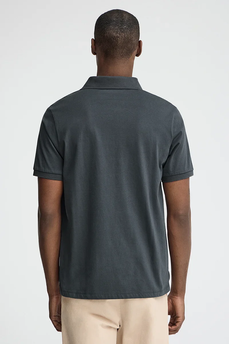 Polo gris piedra de corte regular en tejido de camiseta con bordado Rigby Go - Image 5