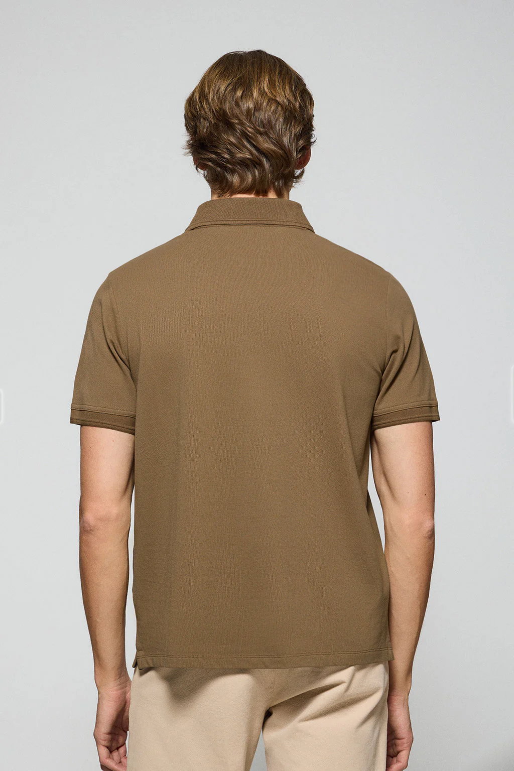 Polo de tres botones marrón con logo bordado Rigby Go - Image 4