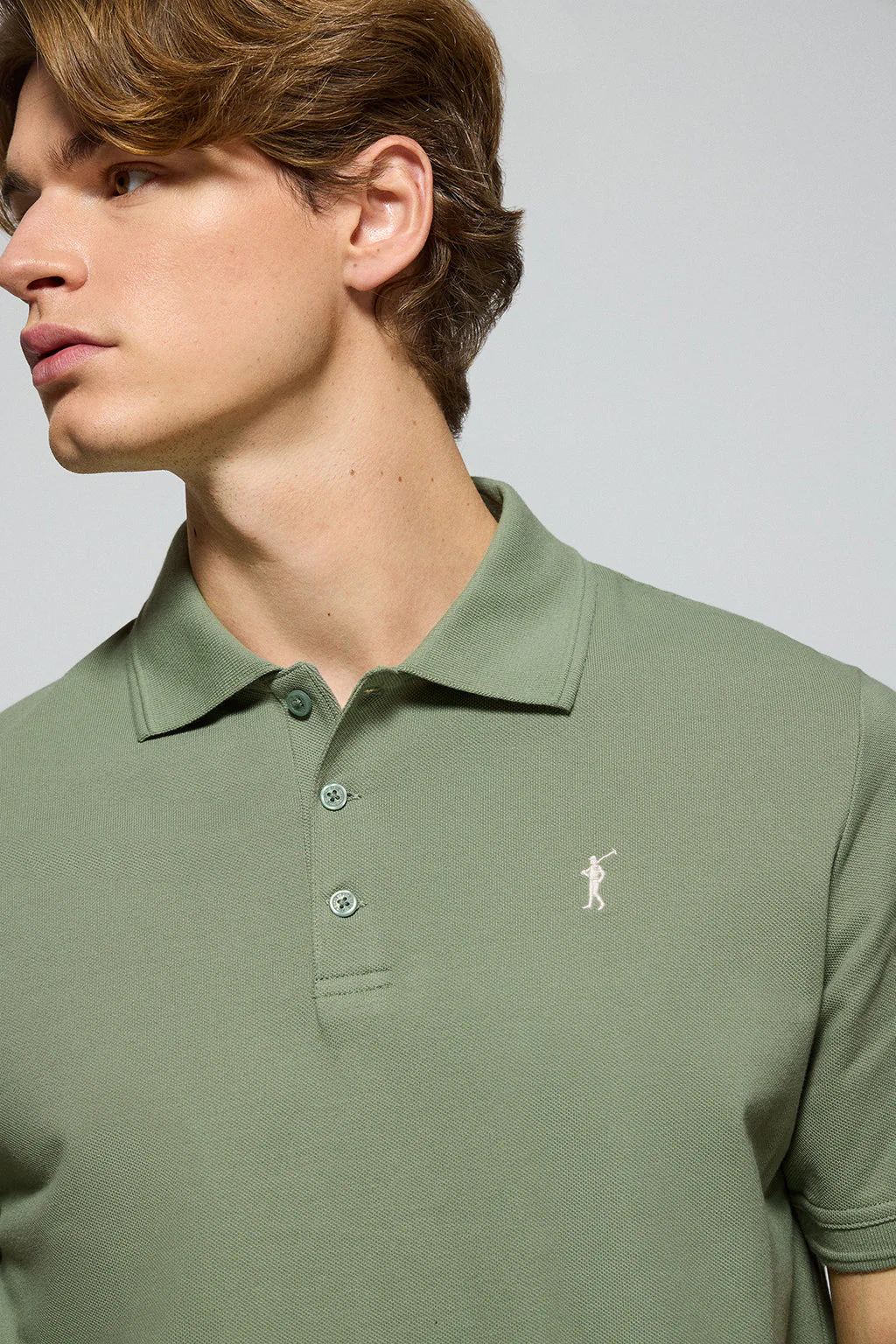 Polo de tres botones verde jade con logo bordado Rigby Go - Image 2