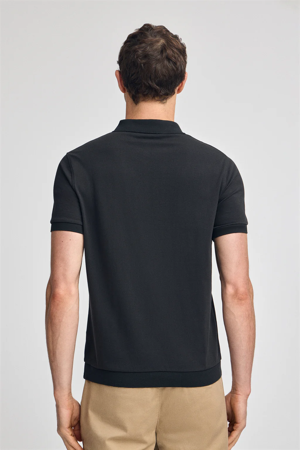 Polo negro con bordado Rigby Go - Image 4