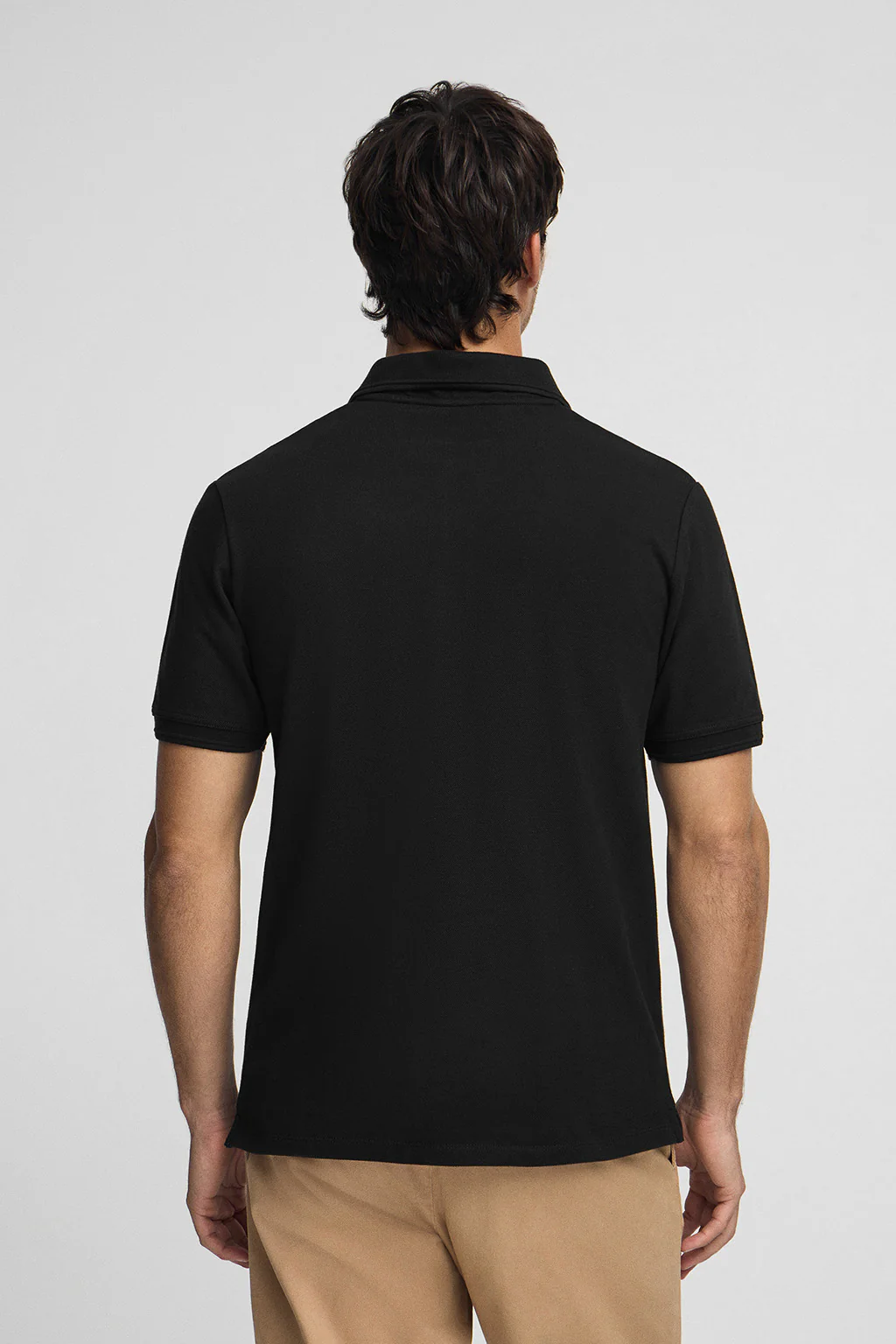 Polo negro de piqué con logo bordado Rigby Go - Image 4