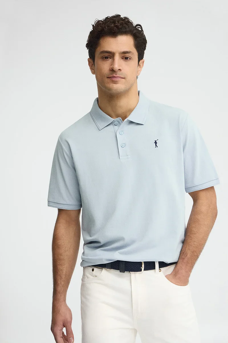 Polo azul claro de manga corta con logo bordado Rigby Go - Image 2