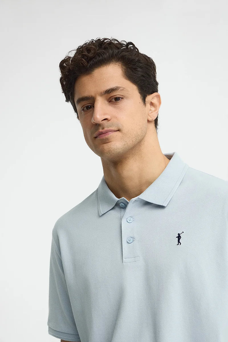 Polo azul claro de manga corta con logo bordado Rigby Go - Image 3